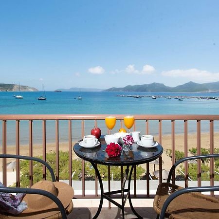 Methoni Beach Hotel Экстерьер фото