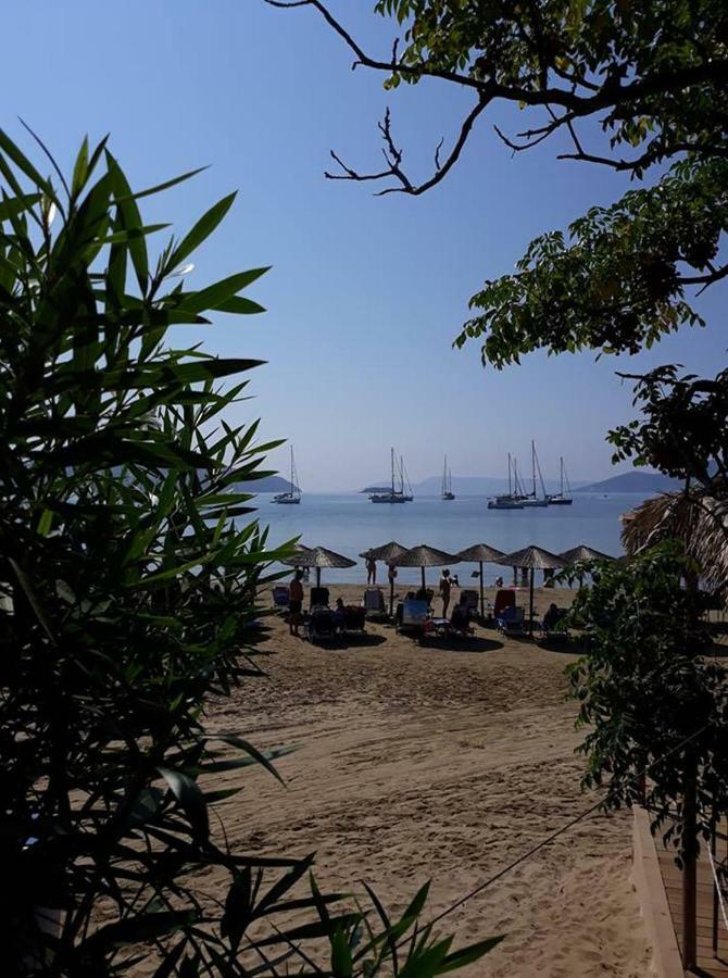 Methoni Beach Hotel Экстерьер фото